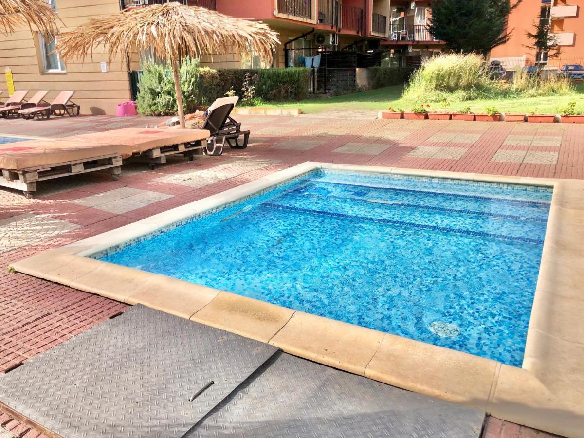 Sunny View Central - Menada Apartments ซันนีบีช ภายนอก รูปภาพ
